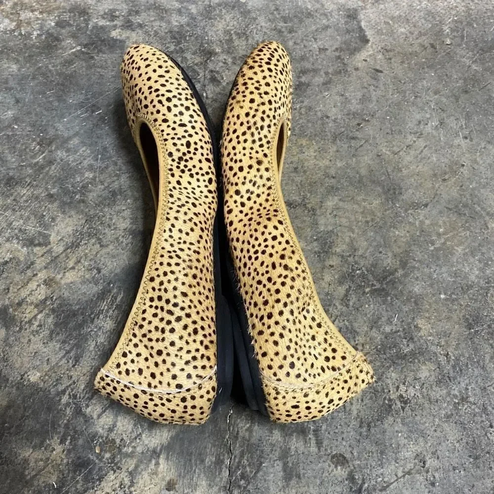 Hush Puppies Chaste Spotted Calf Hair Ballet Flat Size 7.5